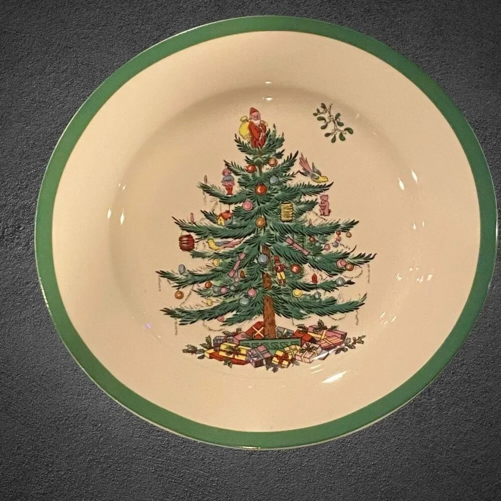 Spode 10.5 Santa Claus Christmas Tree Dinner Plate Classic Traditional NEW